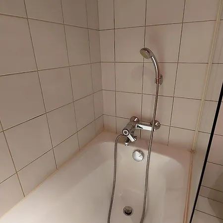 Apartment Cosy Avec Wifi, Centre Village, Pres Des Pistes - Val-dʼIsère